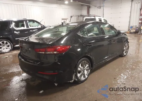 2018 Hyundai Elantra Value Edition z USA, uszkodzony, nr VIN 5NPD84LF6JH277306